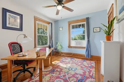 56 Whites Place Bloomington IL 61701