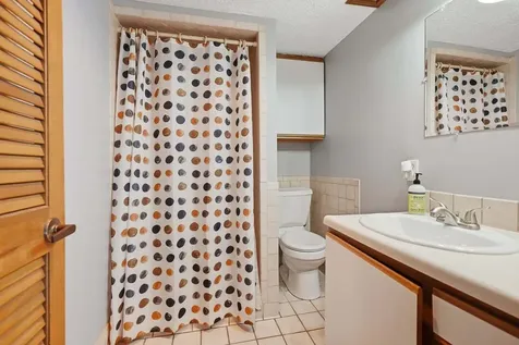56 Whites Place Bloomington IL 61701