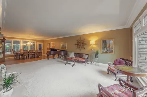 8623 South Roma Road Palos Park IL 60464