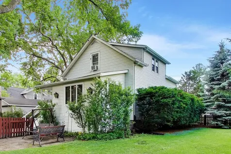 671 South 5th Avenue Des Plaines IL 60016