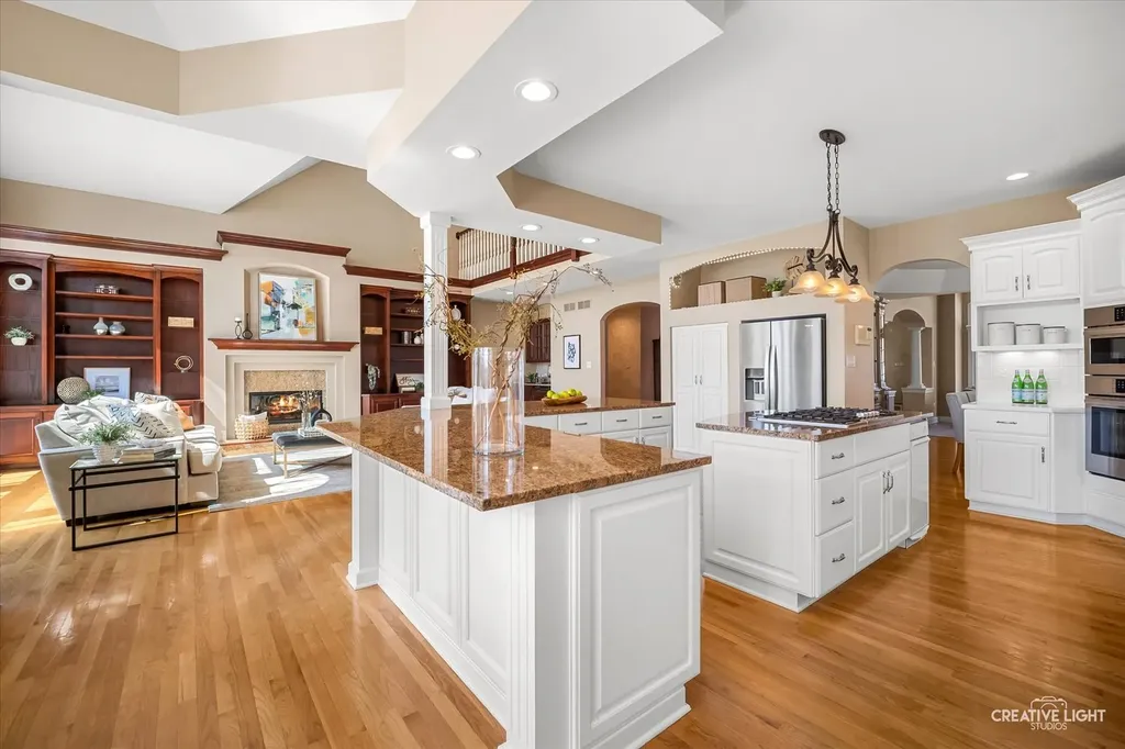3516 White Eagle Drive Naperville IL 60564