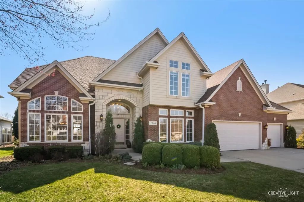 3516 White Eagle Drive Naperville IL 60564