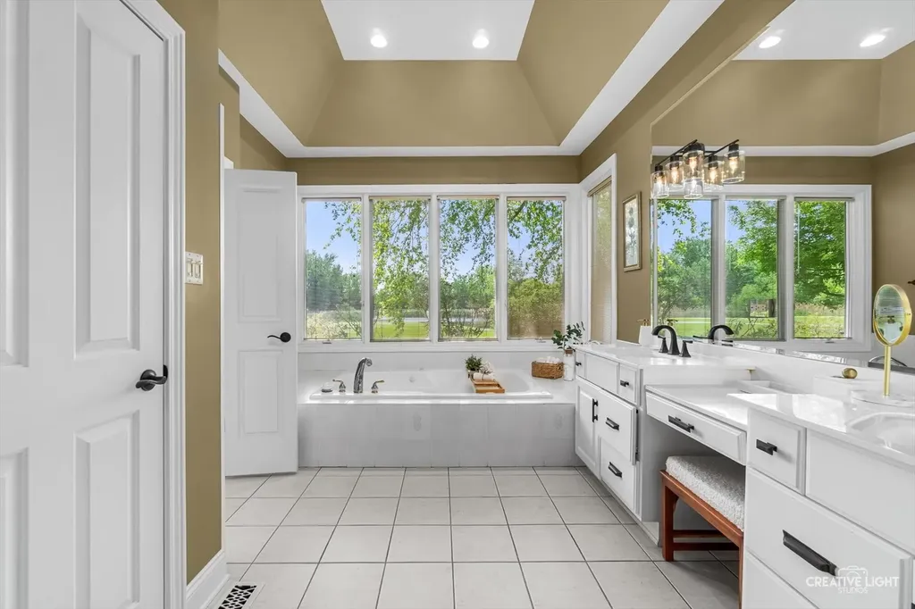 3516 White Eagle Drive Naperville IL 60564