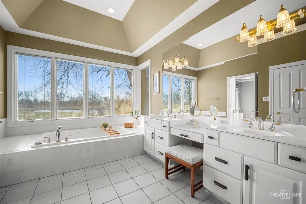 3516 White Eagle Drive Naperville IL 60564