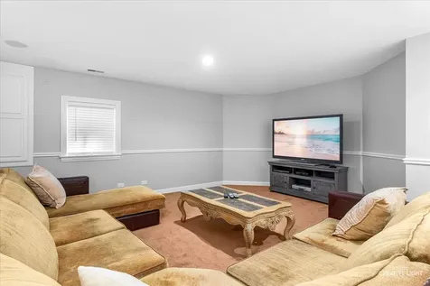 3516 White Eagle Drive Naperville IL 60564