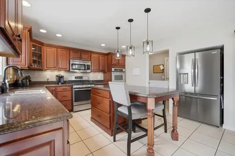 9 Brookline Court Bloomington IL 61705