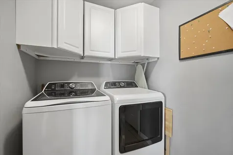 9 Brookline Court Bloomington IL 61705