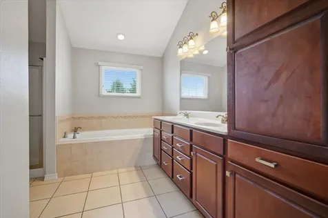 9 Brookline Court Bloomington IL 61705