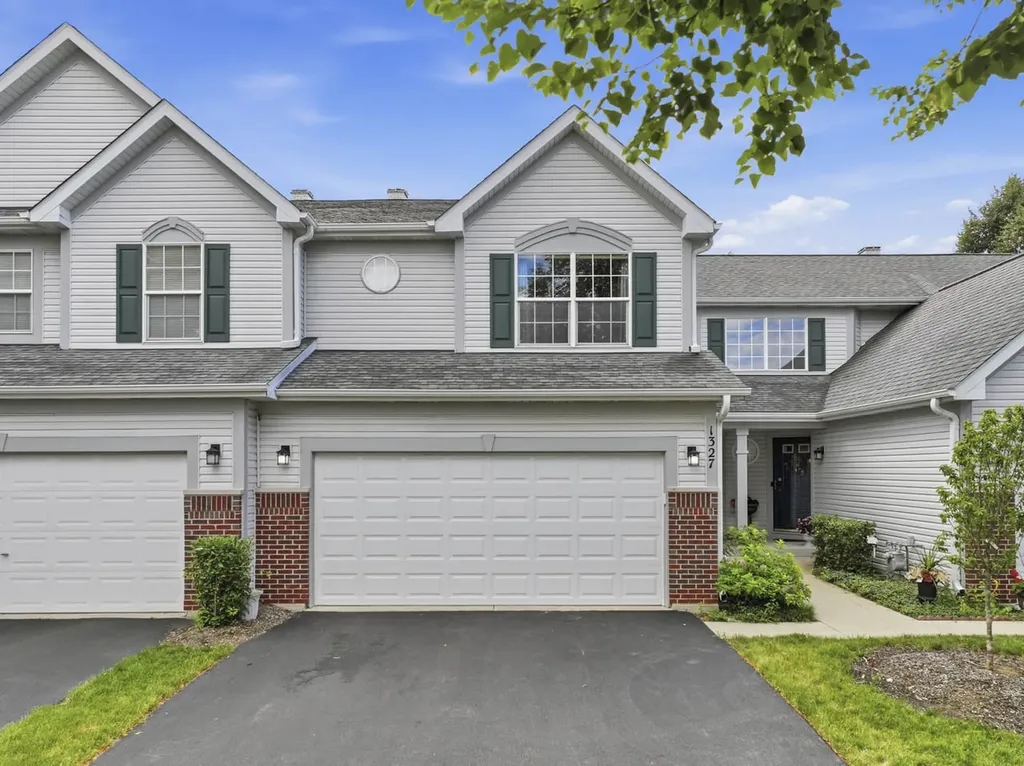 1327 Filly Lane Bartlett IL 60103