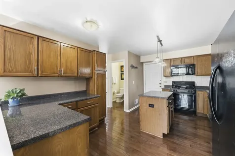 1327 Filly Lane Bartlett IL 60103