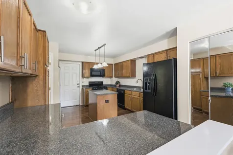 1327 Filly Lane Bartlett IL 60103
