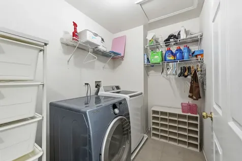 1327 Filly Lane Bartlett IL 60103