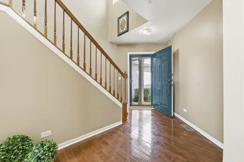 1327 Filly Lane Bartlett IL 60103