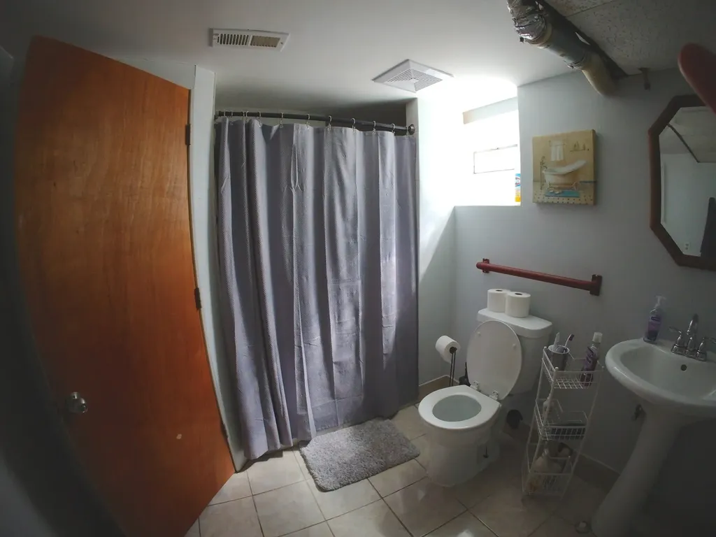 5153 West 64th Place Chicago IL 60638