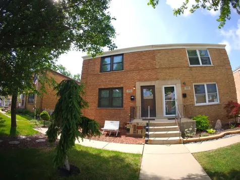 5153 West 64th Place Chicago IL 60638