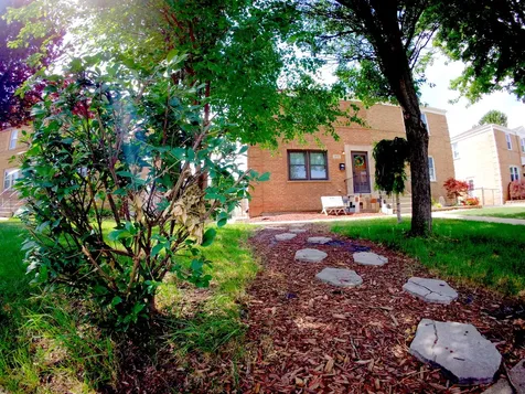 5153 West 64th Place Chicago IL 60638
