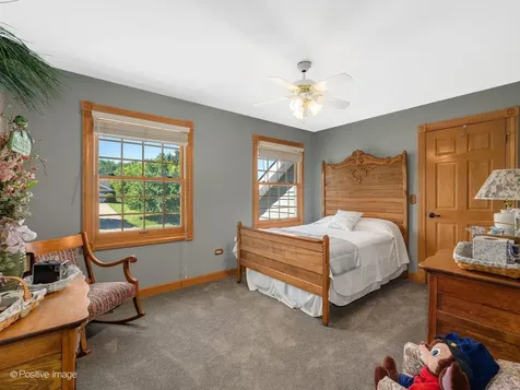 38W070 Spring Green Way Batavia IL 60510