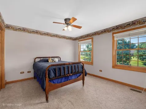 38W070 Spring Green Way Batavia IL 60510