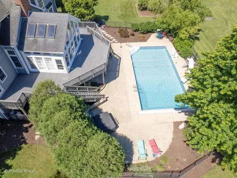 38W070 Spring Green Way Batavia IL 60510