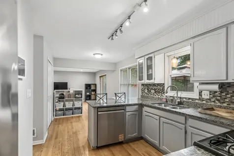 57 South Emerald Avenue Mundelein IL 60060