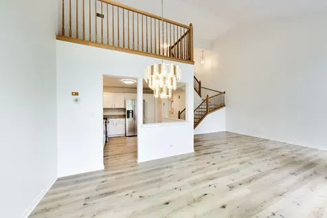 312 East Tall Oaks Lane Itasca IL 60143
