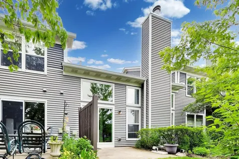 312 East Tall Oaks Lane Itasca IL 60143