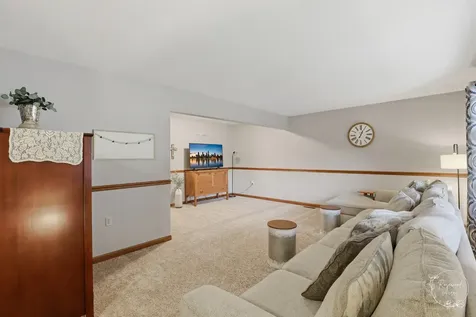 1362 Mill Pond Road Bourbonnais IL 60914