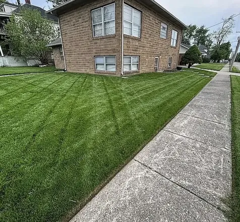 107 Mill Street Benton IL 62812