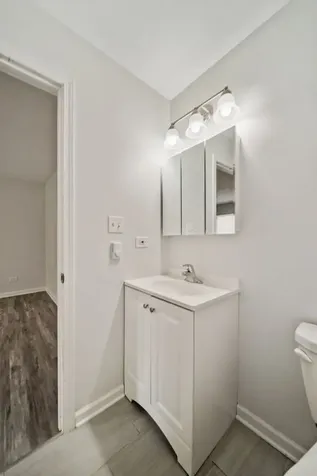 170 South Waters Edge Drive S Glendale Heights IL 60139
