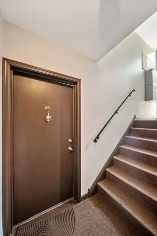 170 South Waters Edge Drive S Glendale Heights IL 60139