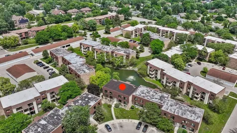 170 South Waters Edge Drive S Glendale Heights IL 60139