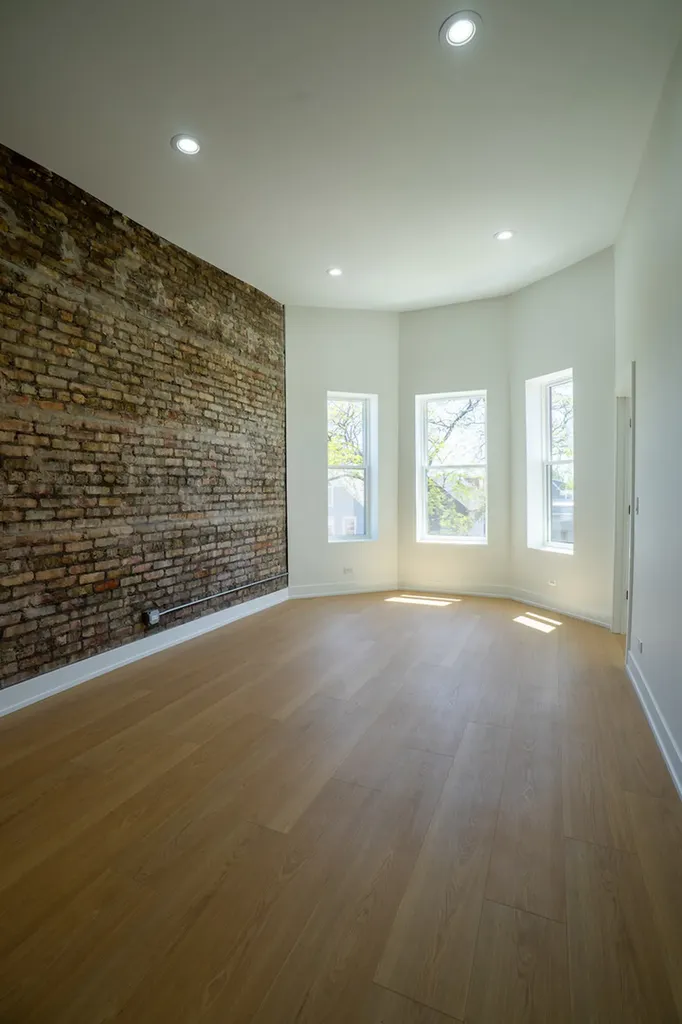 3608 West Wolfram Street Chicago IL 60618