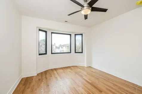 2247 South 6th Avenue North Riverside IL 60546