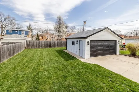 2247 South 6th Avenue North Riverside IL 60546