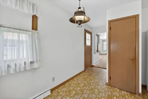 404 Fairview Boulevard Rockford IL 61107