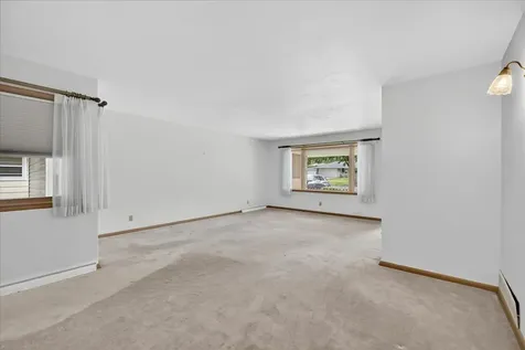 404 Fairview Boulevard Rockford IL 61107