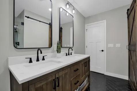 141 Adler Drive Libertyville IL 60048