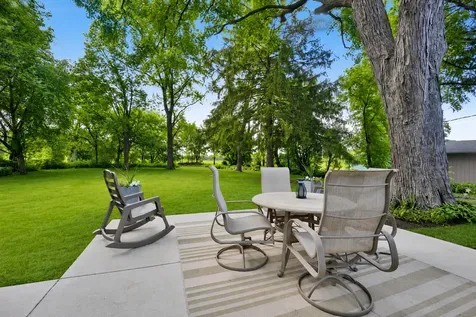 141 Adler Drive Libertyville IL 60048