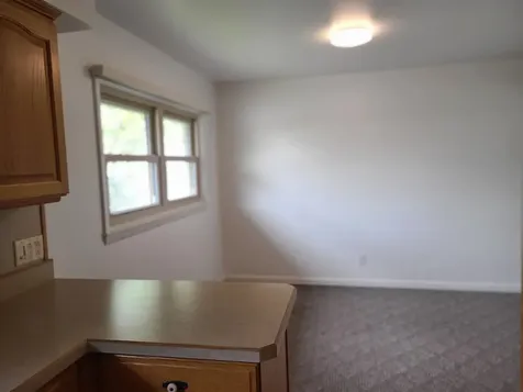 403 Oak Street Utica IL 61373