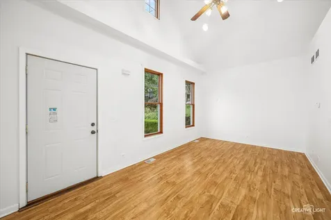 255 Bartlett Place Elgin IL 60120