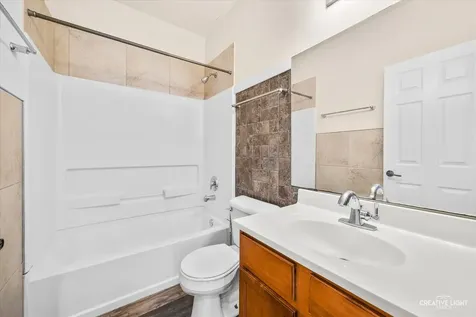 255 Bartlett Place Elgin IL 60120