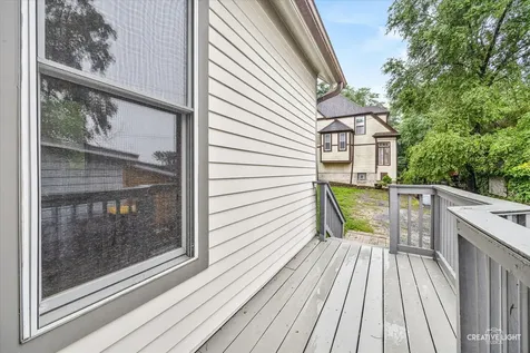 255 Bartlett Place Elgin IL 60120