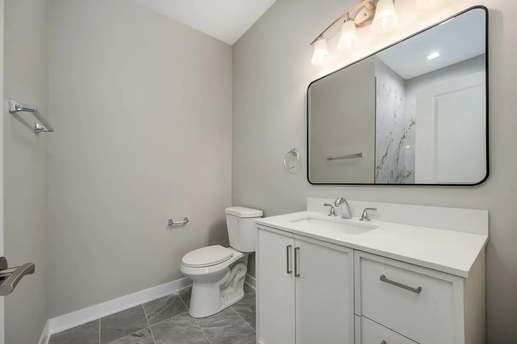 3031 West Warren Boulevard Chicago IL 60612