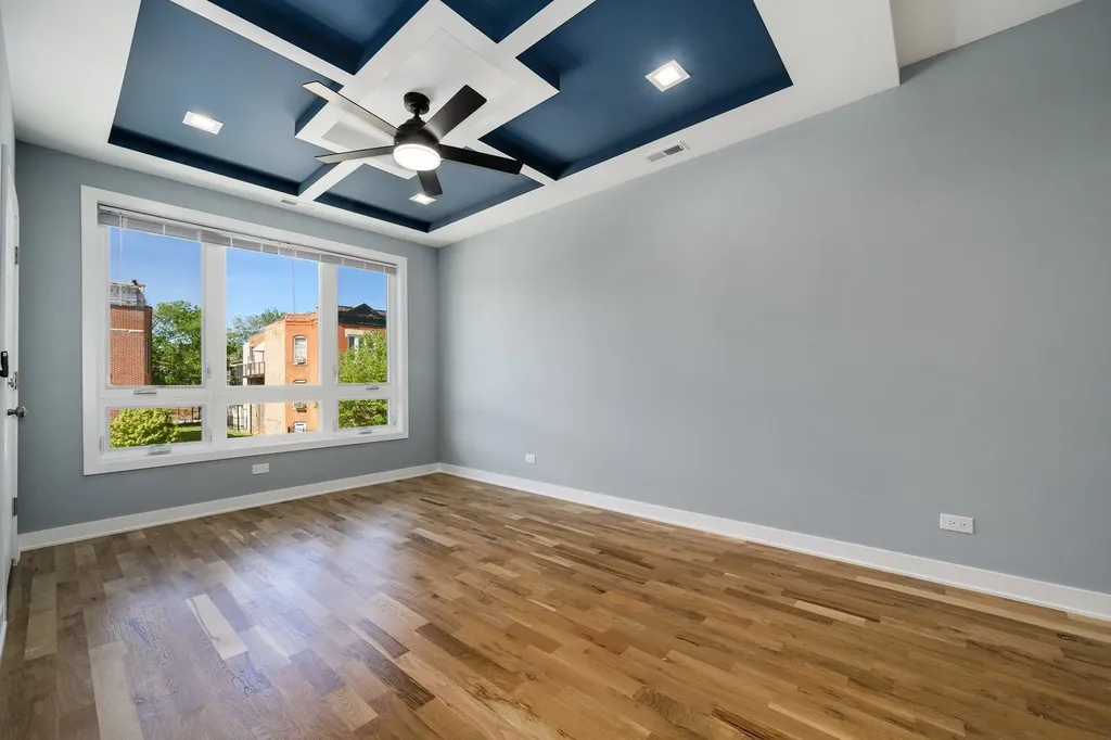 3031 West Warren Boulevard Chicago IL 60612