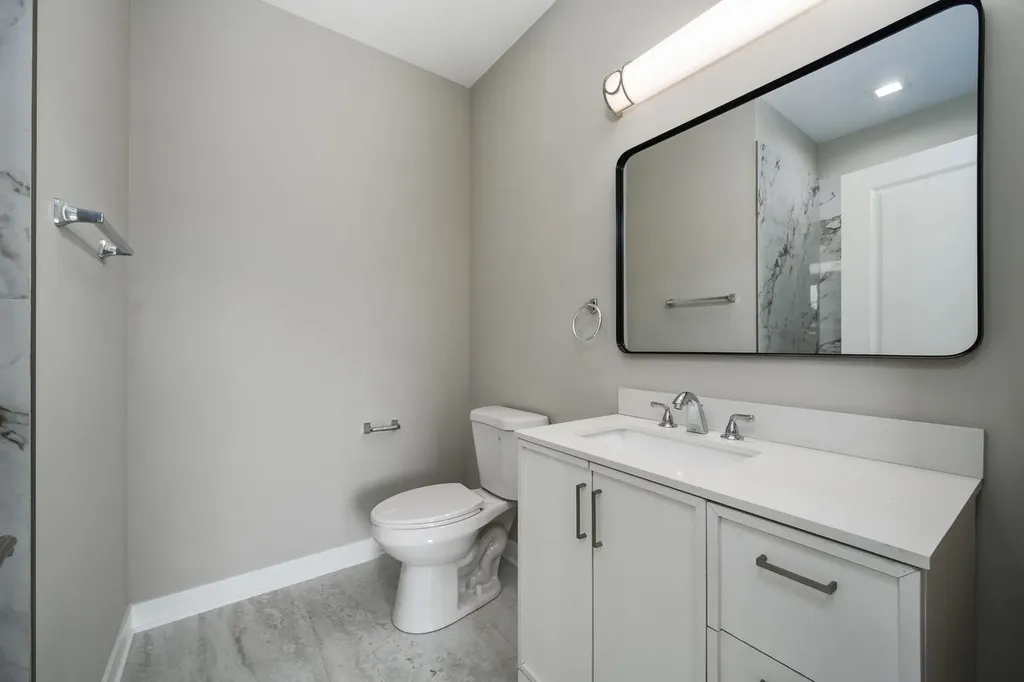 3031 West Warren Boulevard Chicago IL 60612