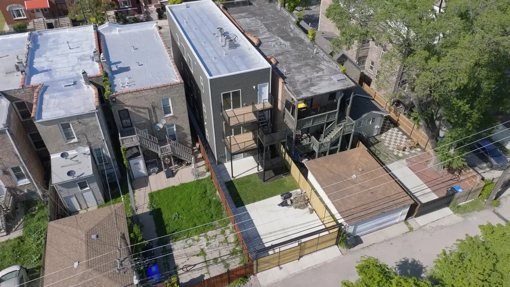 3031 West Warren Boulevard Chicago IL 60612