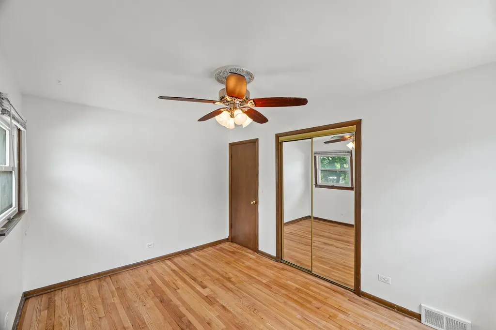 22W381 2ND Street Glen Ellyn IL 60137