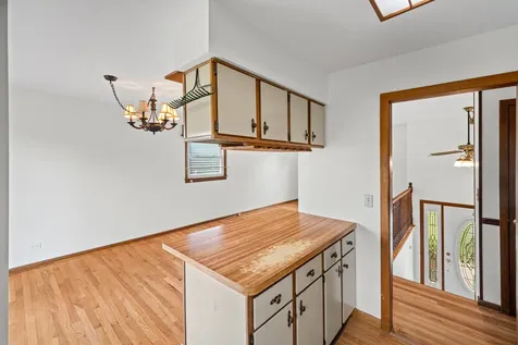 22W381 2ND Street Glen Ellyn IL 60137