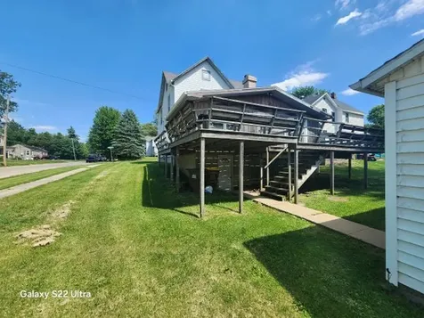 1602 South Highland Avenue Freeport IL 61032