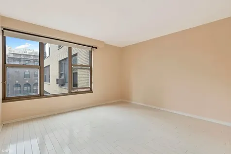 2970 North Lake Shore Drive Chicago IL 60657